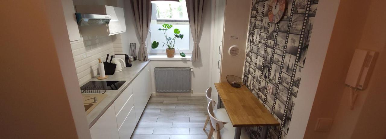 Apartament Antresola Drzewna Διαμέρισμα Ζιελόνα Γκόρα Εξωτερικό φωτογραφία